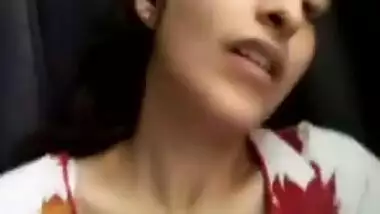 Car is a good XXX place for Chudai girl and Paki guy to have sex