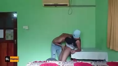 Sri Lankan In Hot Surprise Fucking From Husband