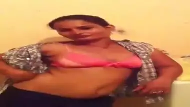 desi bhabhi with customer 2