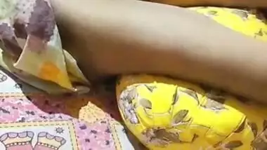 Desi Bhabhi Shows Her Pussy Part 1
