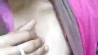 Village girl showing boobs outdoors for her boyfriend video