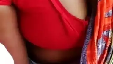 Desi village bhabi big boobs