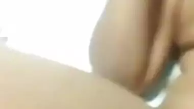 Fingering Indian girl’s pussy