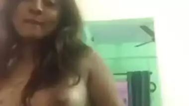 Indian Girl Flashing Boobs – Movies
