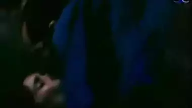 What is the actress's name and which vid