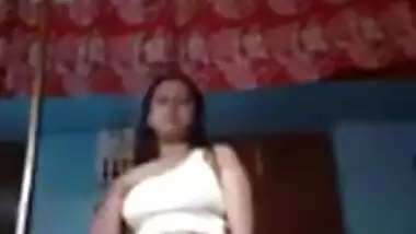 Sexy Desi Girl Strip Dance