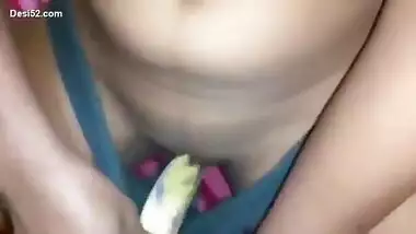 Horny Bhabhi Masturbating