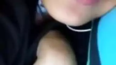 Cute Desi Girl Showing her Boobs On Video Call