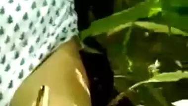 Cute girl outdoor sex