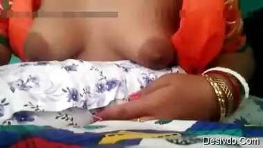 Horny Rekha Boudi Showing her Boobs