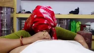Indian girl finds time for XXX anal with Desi BF in the kitchen