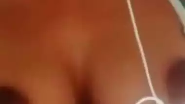 Desi Girl Shows Her Boobs To Lover On Vc