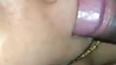 Hot Indian Bhabhi making cum