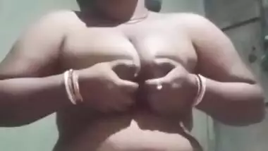 Desi village fatty bhabi