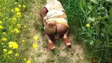 Indian Outdoor Sex Desi Teen Fucking In Hindi