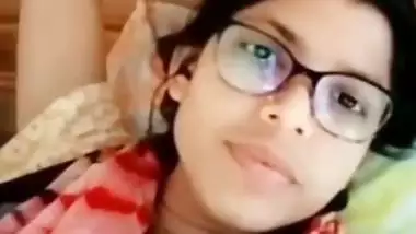 Innocent bhabhi boob show to ex-boyfriend viral MMS