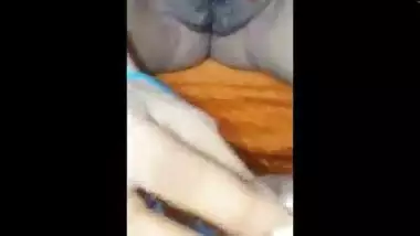 Indian maid pussy show for her house owner