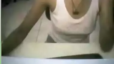 Sexy Delhi Babe In Cafe - Movies.