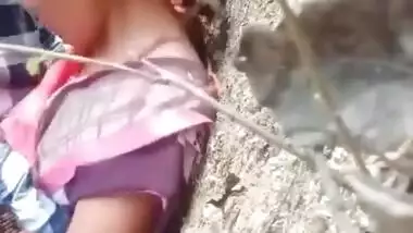 Bhabhi Outdoor fucking