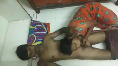 Desi Village Bhabhi Sex With Paint Wala