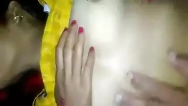 Horny desi babe pussy showing and fingering