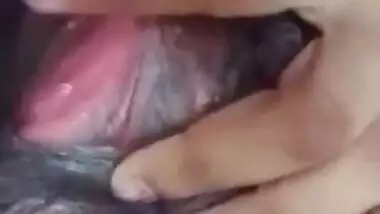 Horny Lankan Milf Fingering