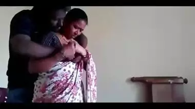 Tamil mature lady’s home made sex