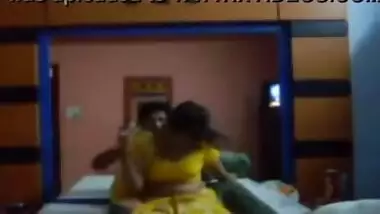 Sexy Gujarati bhabhi with chubby boobs sucking dick