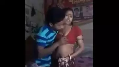 Desi village bhabhi having sex