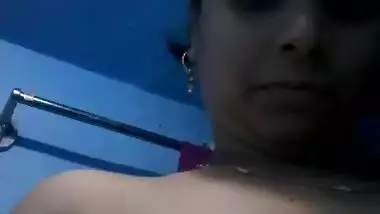 Beautiful Bhabhi making her own nude video in bathroom