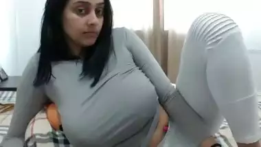 Indian big boob girl webcam video-3