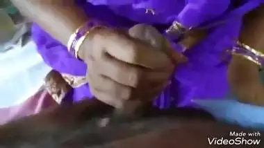 Desi desi bhabi blowjob