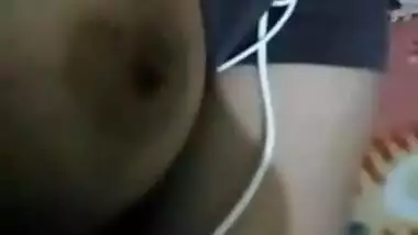 Desi bhabi showing her boobs on video call with lover-1