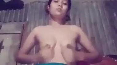 Village girl masturbating