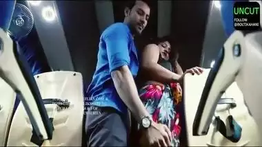 Chalti Bus Me Bhabhi Ki Chuday