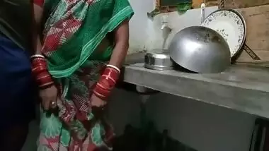 Kitchen Me Kaam Kar Rhi Saali Ko Jabardasti Choda Bedroom Me