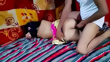 A Young Indian Housewife Has Sex With Her Brother In Law - Bhabhi Devar Cumshot On Tits