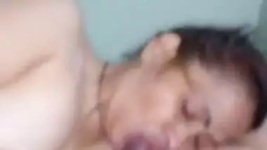 Sexy Aunty From Respected Family Stripped And Sucks Penis