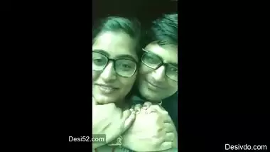 Desi lover kissing sn