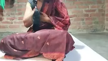 Village bhabhi paid sex with neighbor viral clip