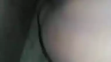 Desi village bhabi mid night pee