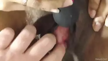 Beautiful & Sexy Indian NRI Babe Sucking White Dick Fucking Fingering Using DilDo Part 1