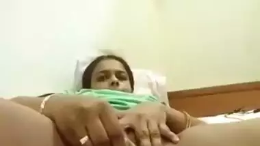 Hot Bhabhi Masturbation With Vegetable – Movies