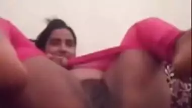 Amateur fatty playfully shows her Desi pussy during XXX video call