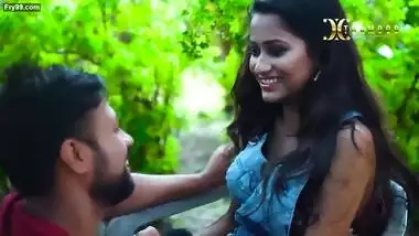 DESI GIRL SUDIPA FUCKED BY HER BOY FREIND IN PARK IN RAIN FULL OUTDOOR