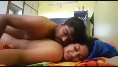 Desi Super Cute girl fucking