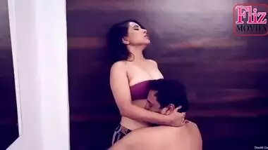 Desi Secretary Fucks with Boss in the Office