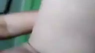 Sexy bhabi fingering