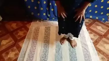 Bhabhi Booked On Road In 500 Rupye And Fucked At Home - Super Indian Sex With Clear Hindi Audio