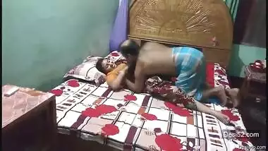 Desi village aunty before fucking romance